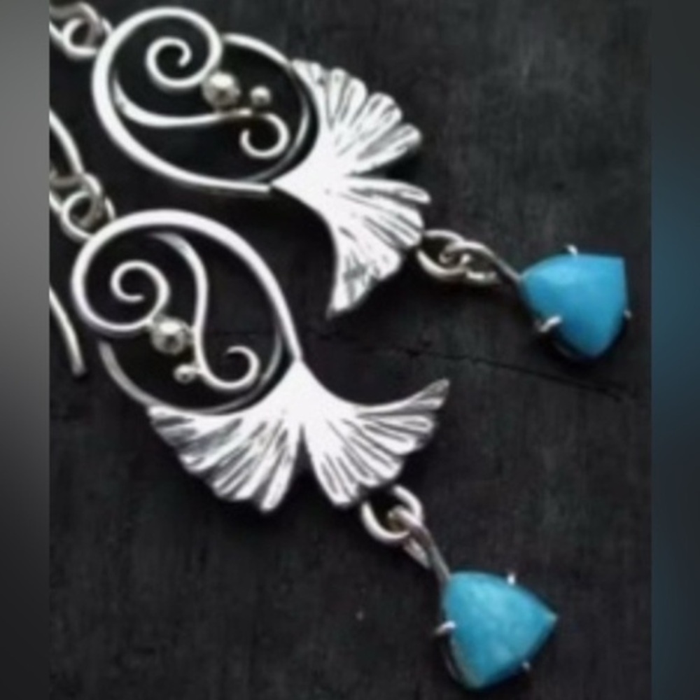 New Silver Ginko Dangle Earrings